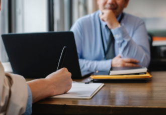 面试结束时HR问：你有什么想问的吗？该怎么做