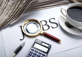 职业发展：毕业后的第一份工作做多久合适？