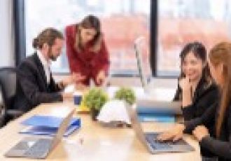 在压力大的职场中，下班时间该如何提升个人能力？